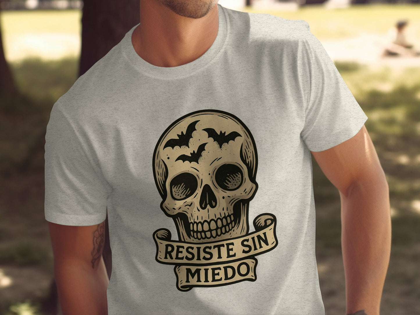 Skull Design With Bats Resiste Sin Miedo T-shirt product