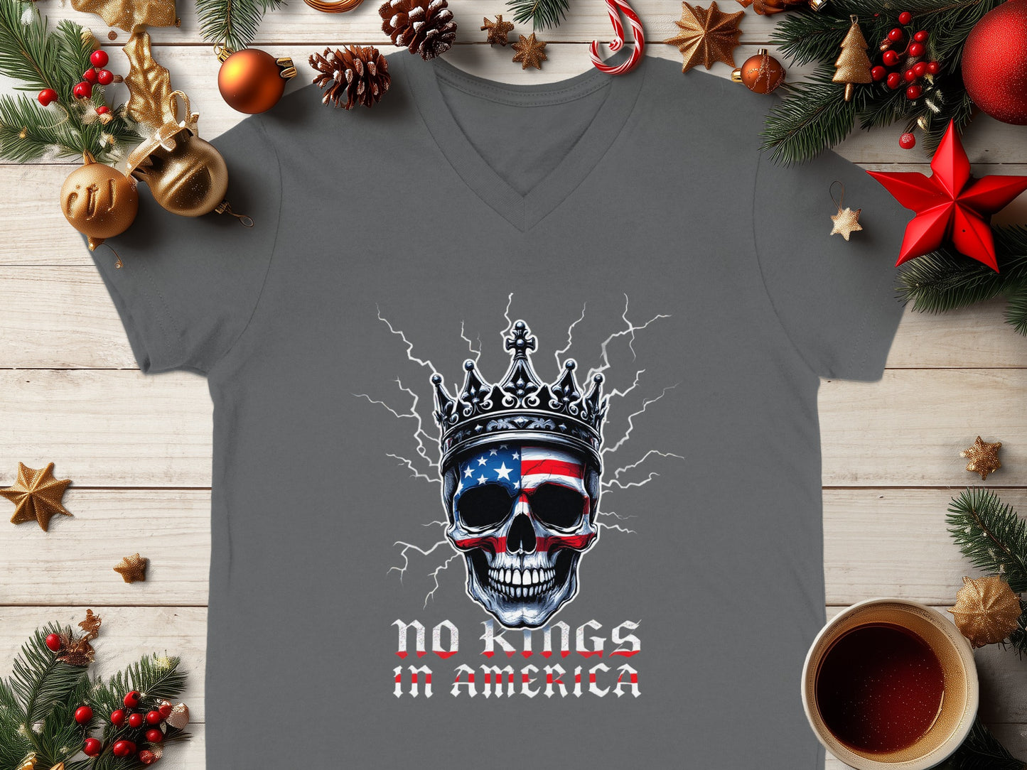 No Kings in America Skull Crown Graphic T-Shirt