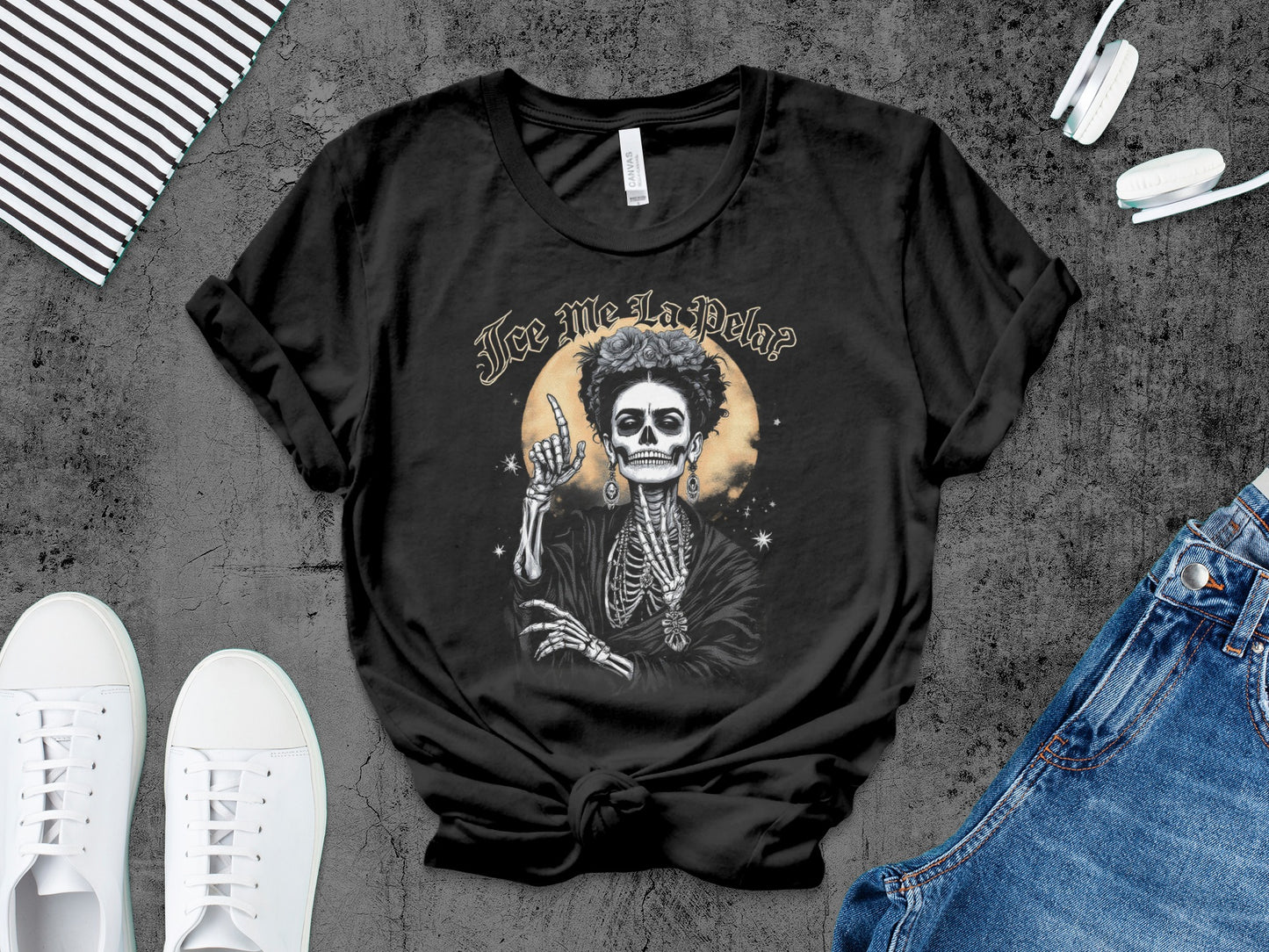 Ice Me La Pela Skeleton Art Graphic Tee product