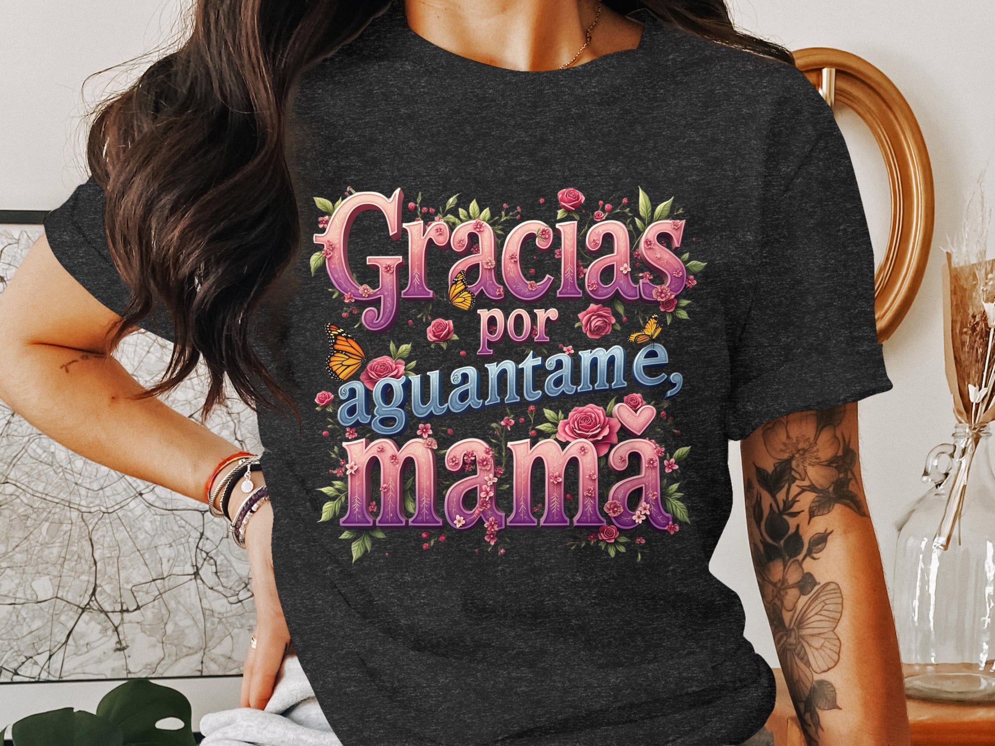 Gracias por aguantarme mamá T-shirt product