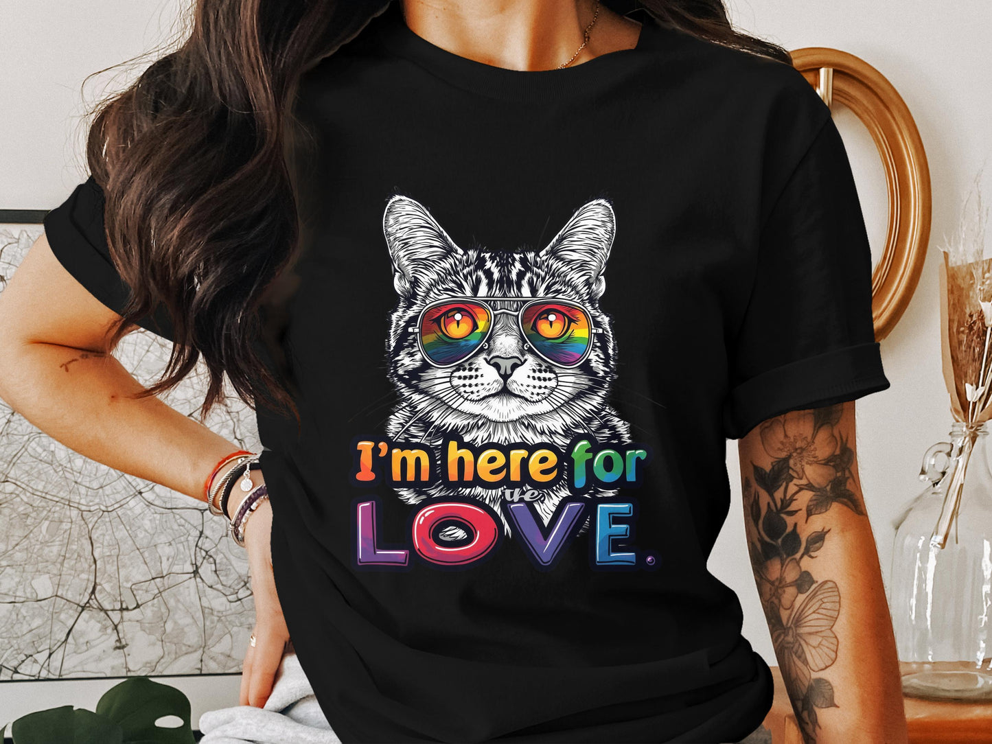 I'm Here For Love Cat Print T-Shirt product type
