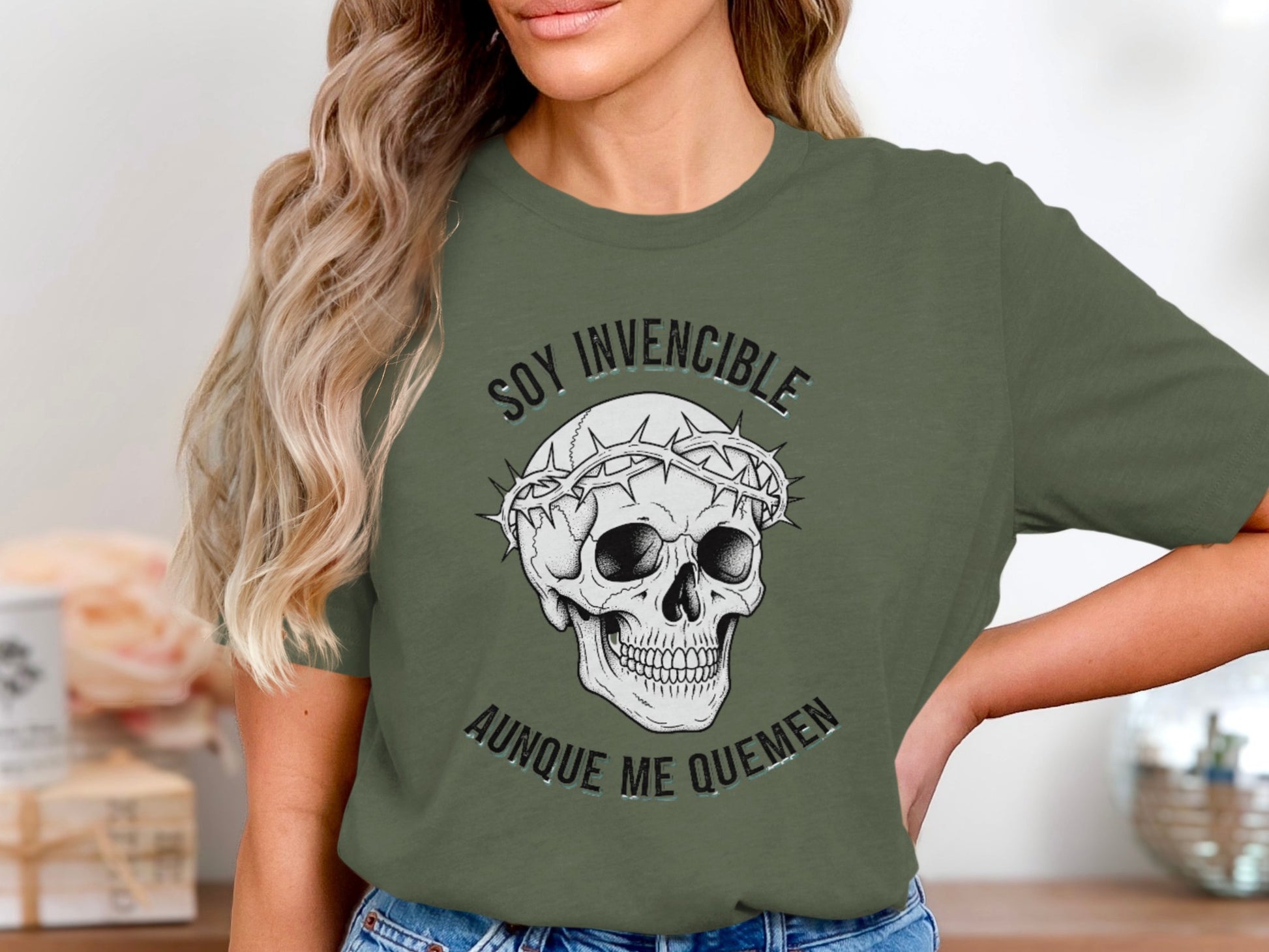 Soy Invencible Aunque Me Quemen Skull Graphic T-shirt