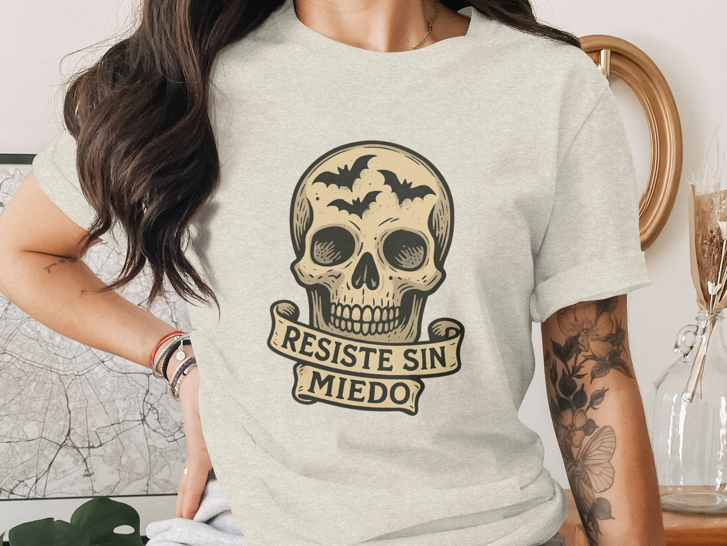 Resiste Sin Miedo Skull Graphic Tee product