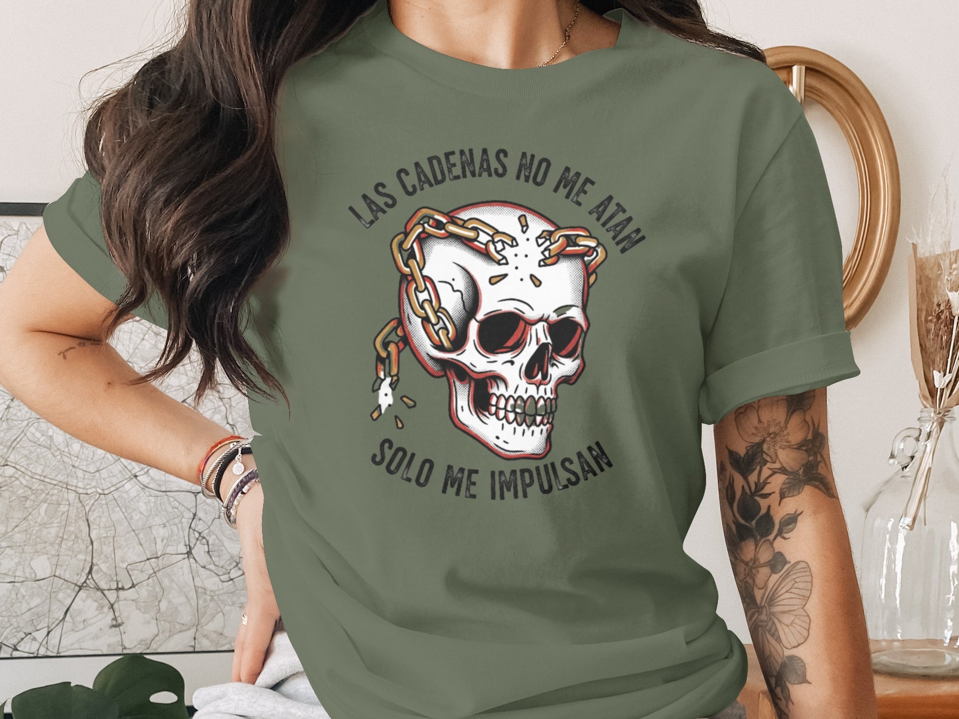 Las Cadenas No Me Atan Solo Me Impulsan T-Shirt product type