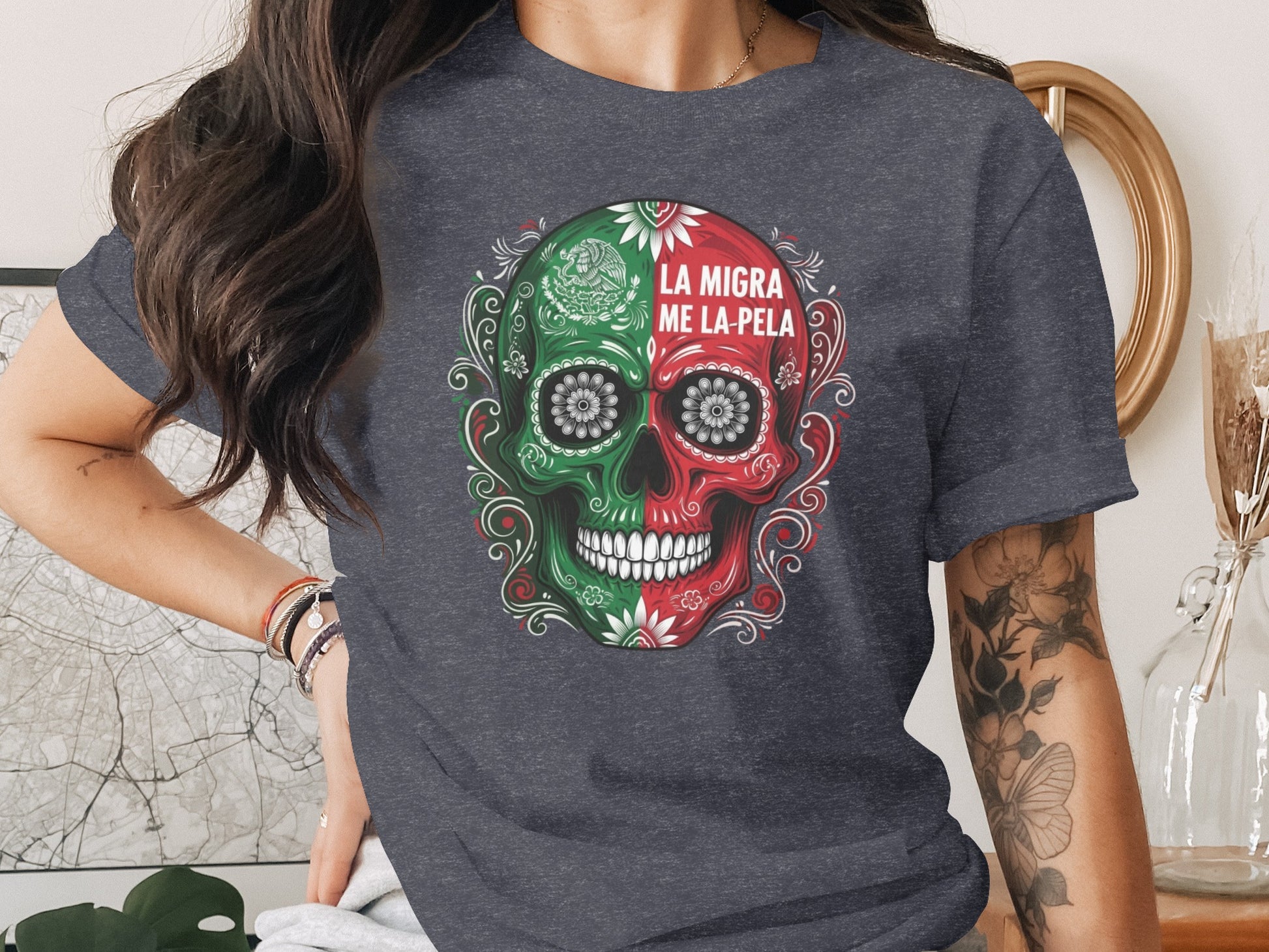 La Migra Me La Pela Graphic Skull Design T-Shirt product