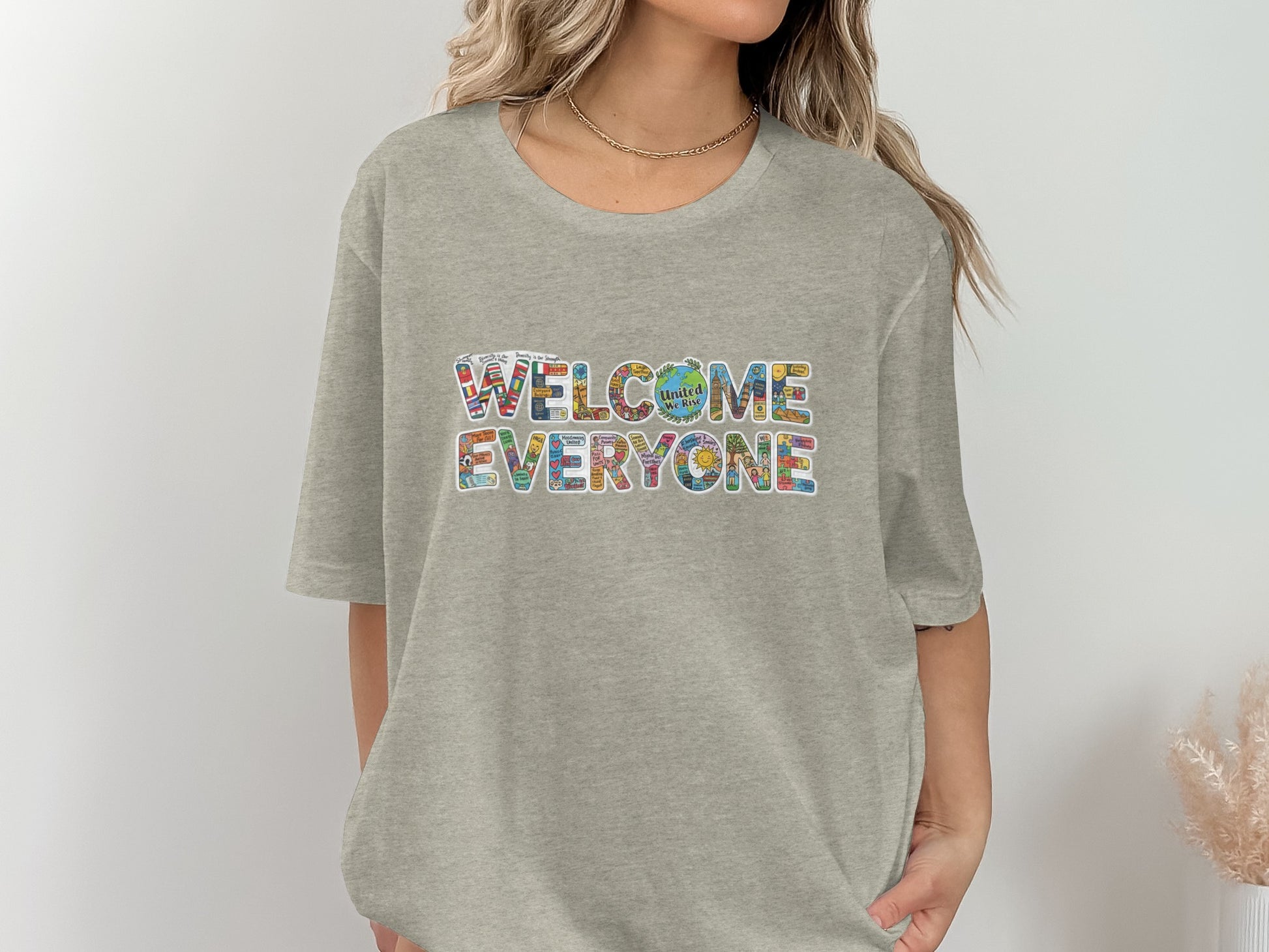 Welcome Everyone Graphic Casual Tee