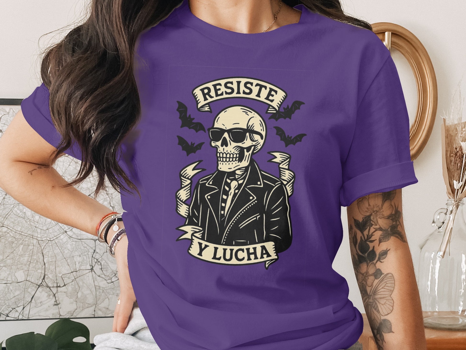 Resiste y Lucha Skeleton Graphic Tee Shirt product type