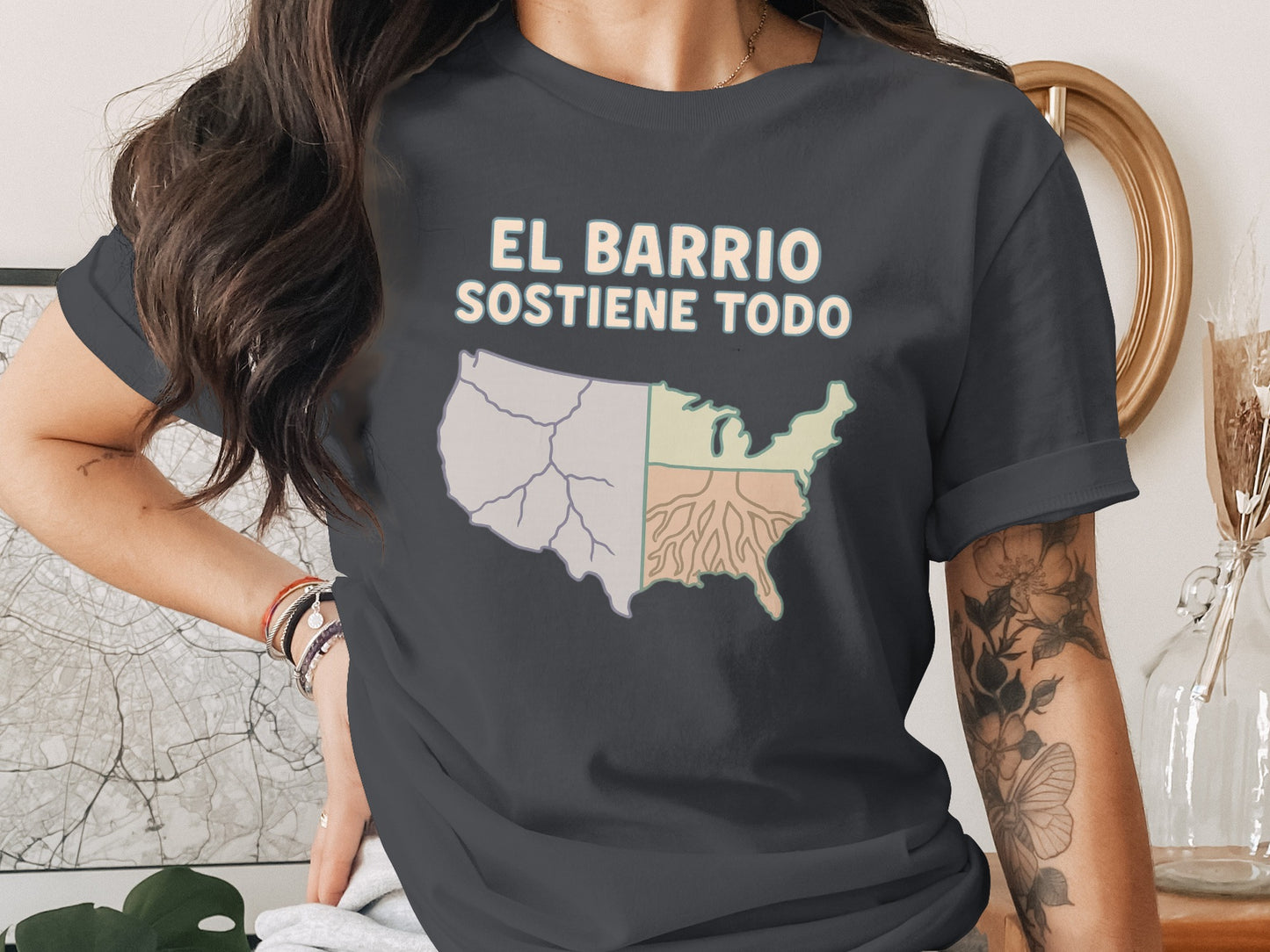 El Barrio Sostiene Todo Graphic T-Shirt product