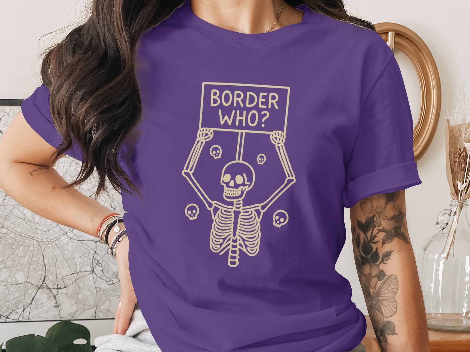 Trendy Skeleton Holding Border Who Sign Tee product