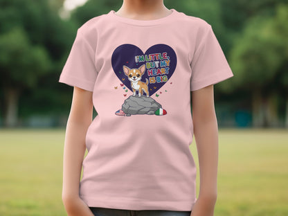 Chihuahua with Big Heart Cute Graphic T-shirt