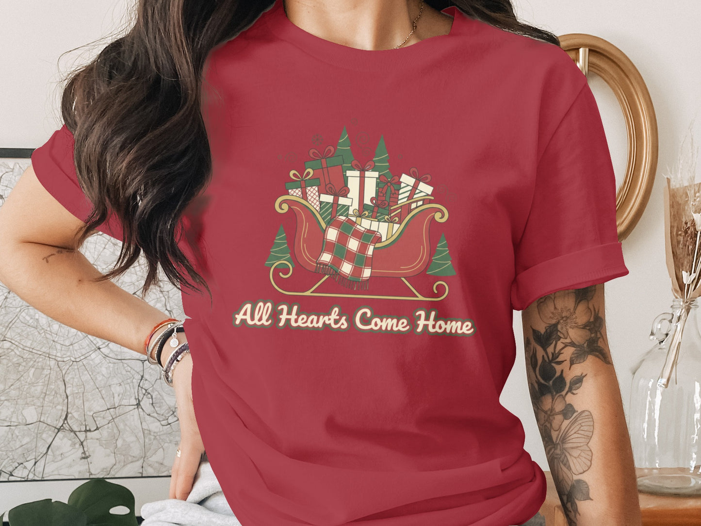 All Hearts Come Home Festive Graphic T-shirt
