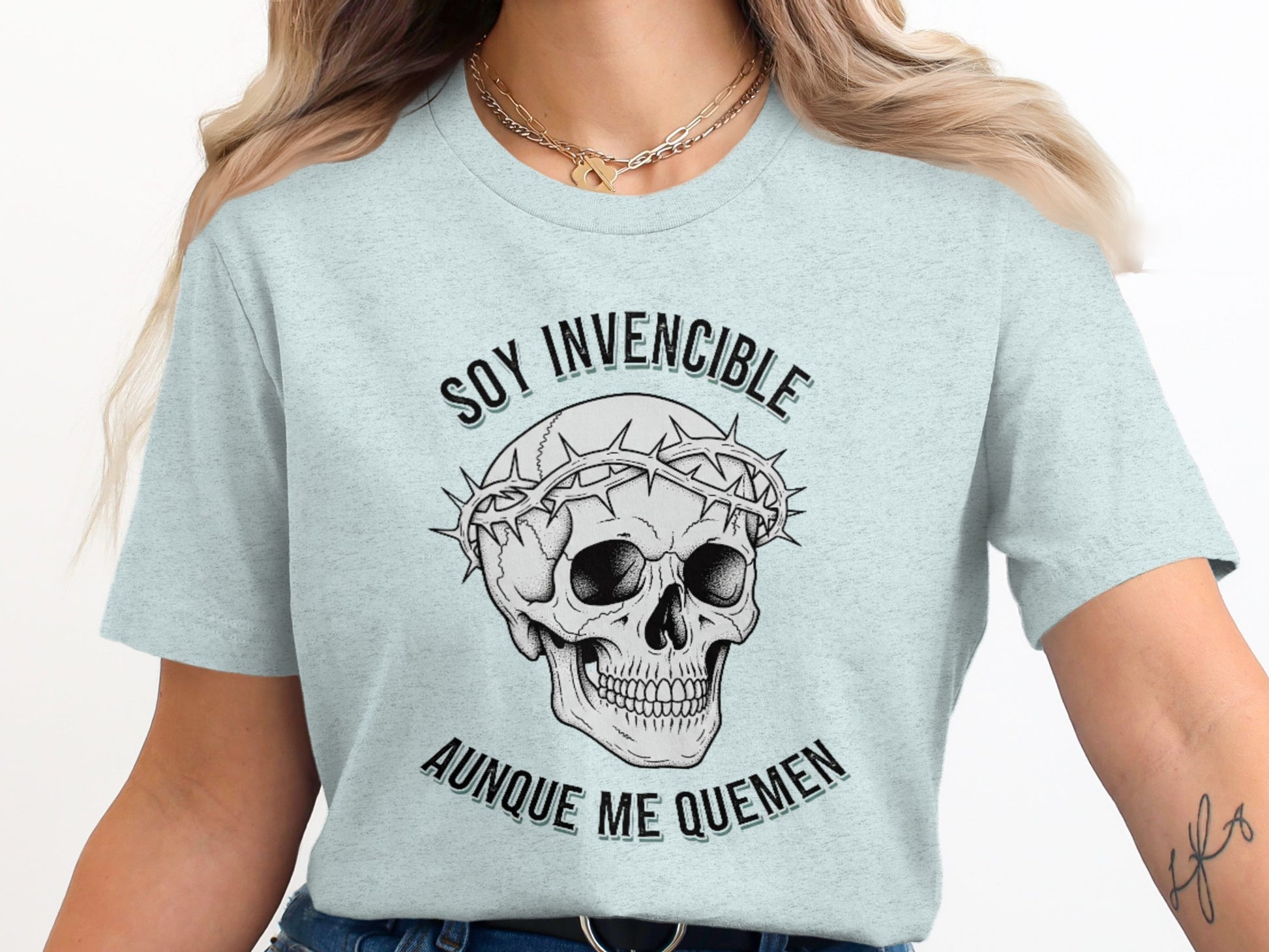 Soy Invencible Aunque Me Quemen T-shirt product