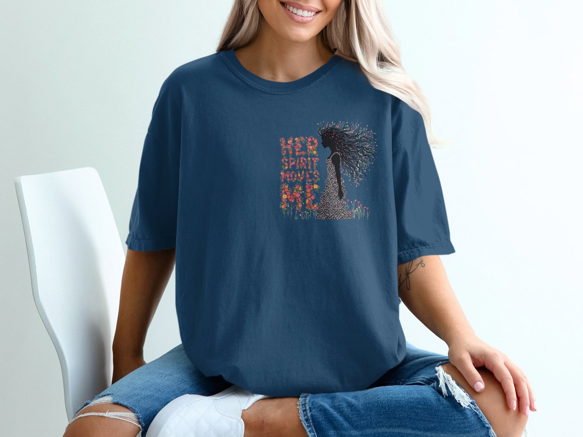 Her Spirit Moves Me Artistic Design Shirt product