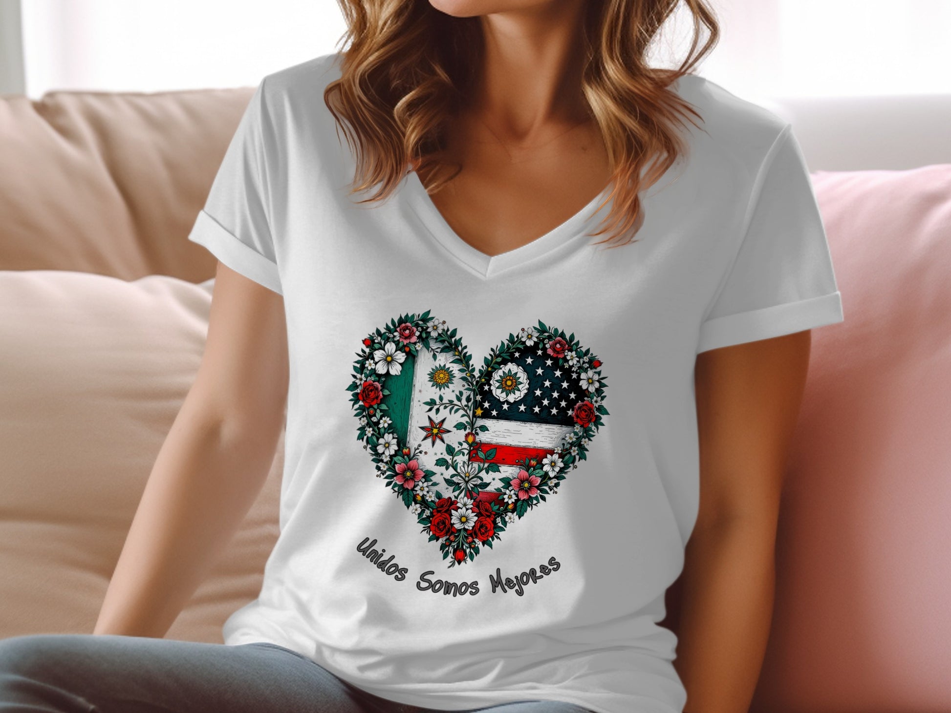 Unidos Somos Mejores Heart Graphic T-Shirt product