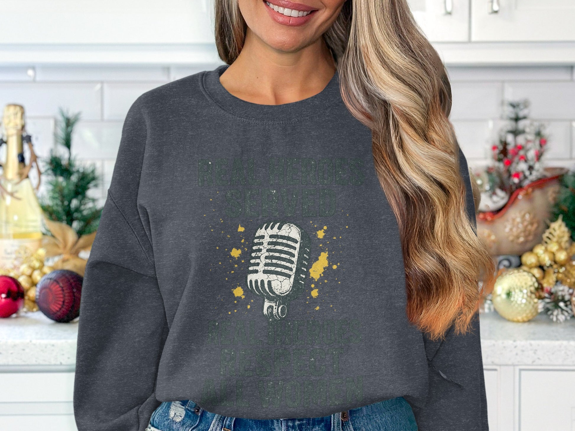 Retro Microphone Graphic Sweatshirt Casual Wear product type