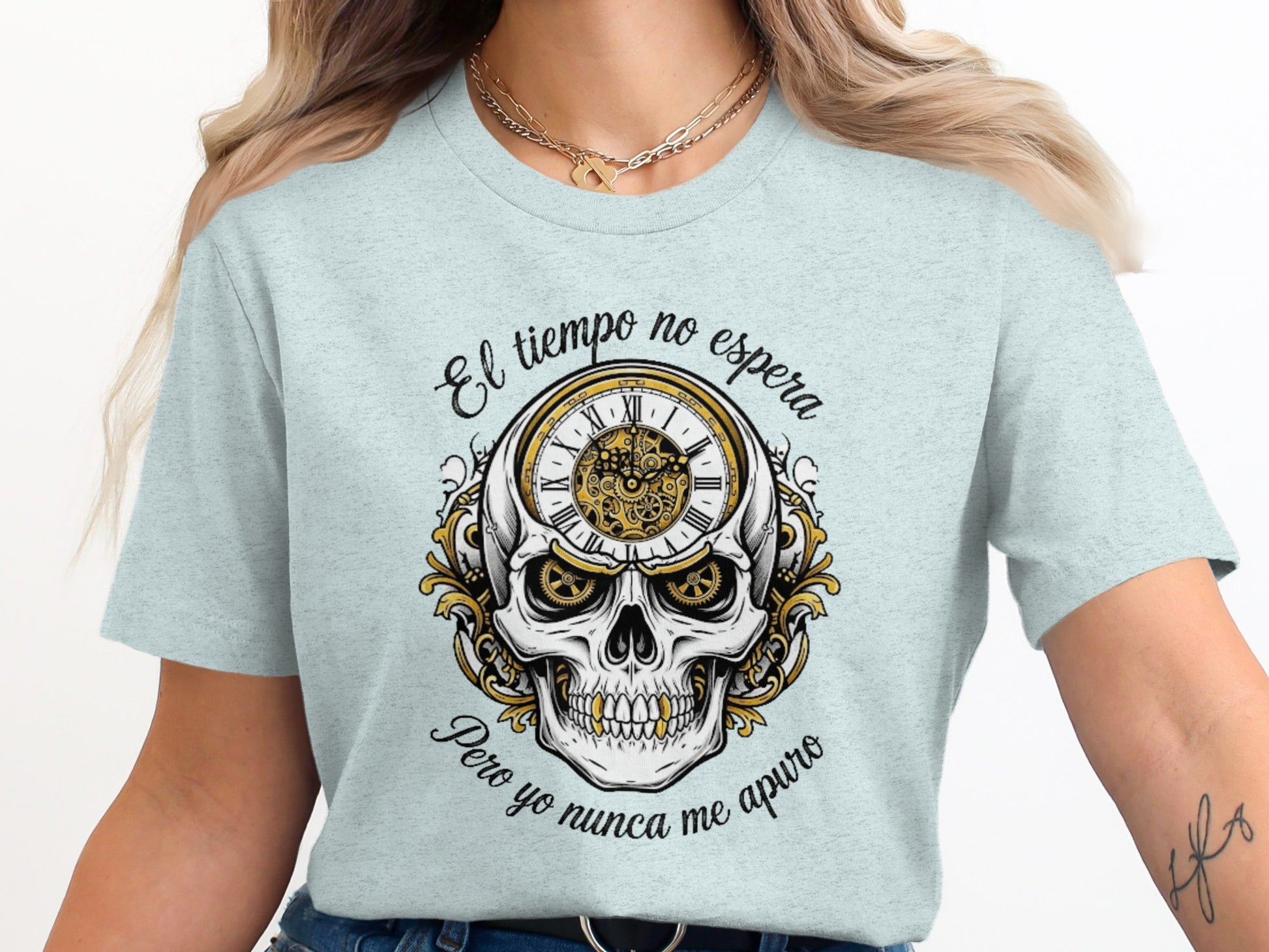 El tiempo no espera skull graphic tee product