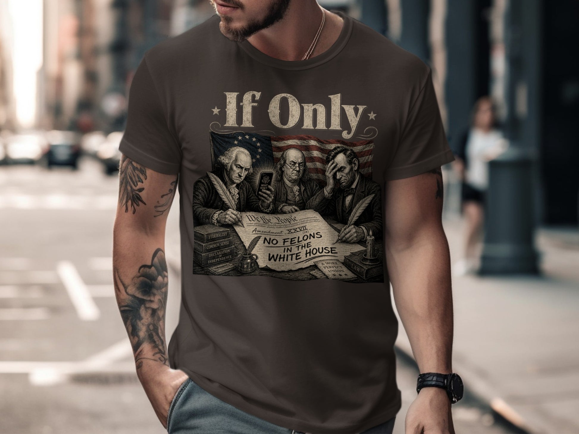 T-shirt with men signing the Declaration of Independence and "No Felons in the White House" text.
