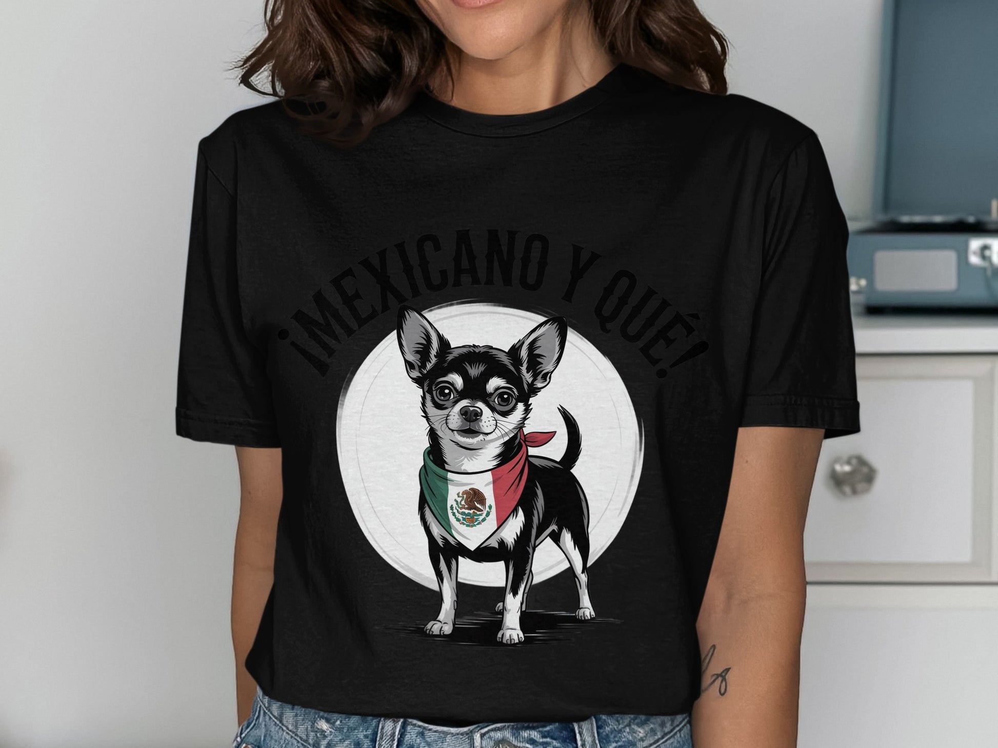 Mexicano Y Que Chihuahua Graphic T-Shirt product