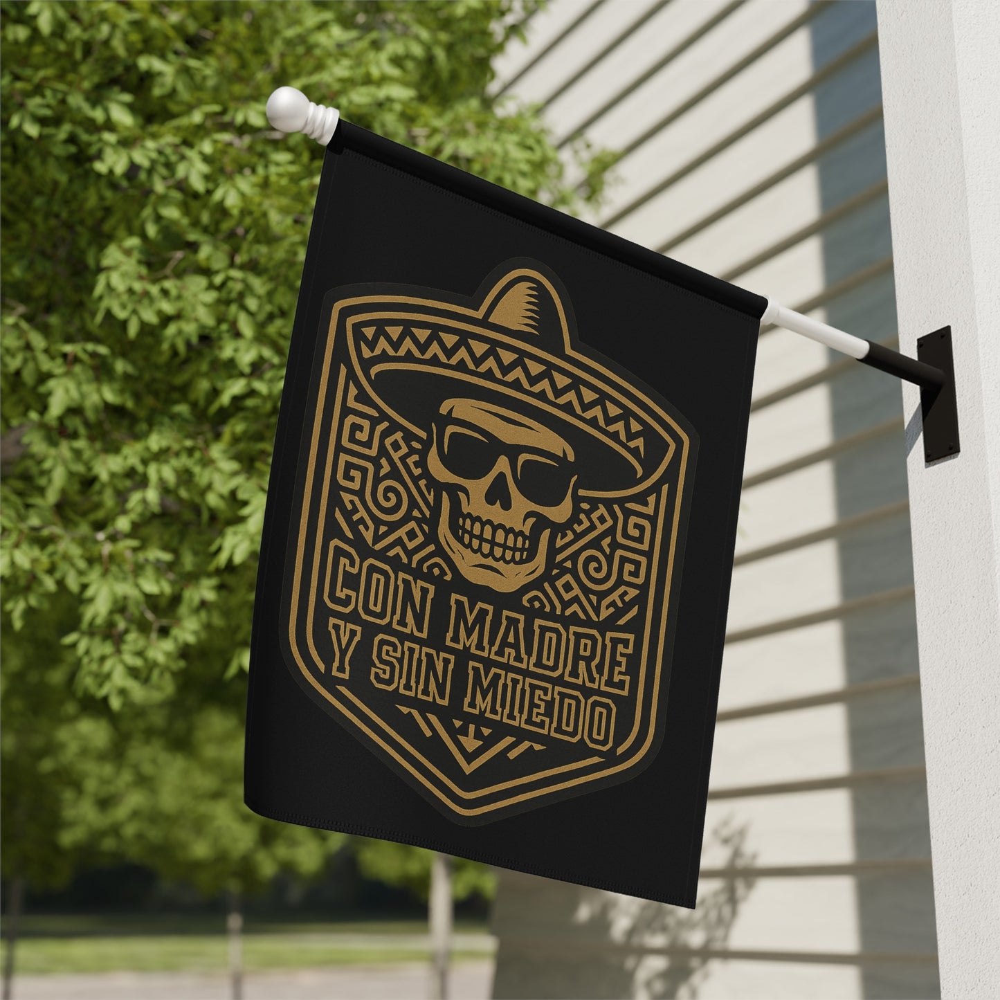 Con Madre Y Sin Miedo Skull Design Outdoor Flag