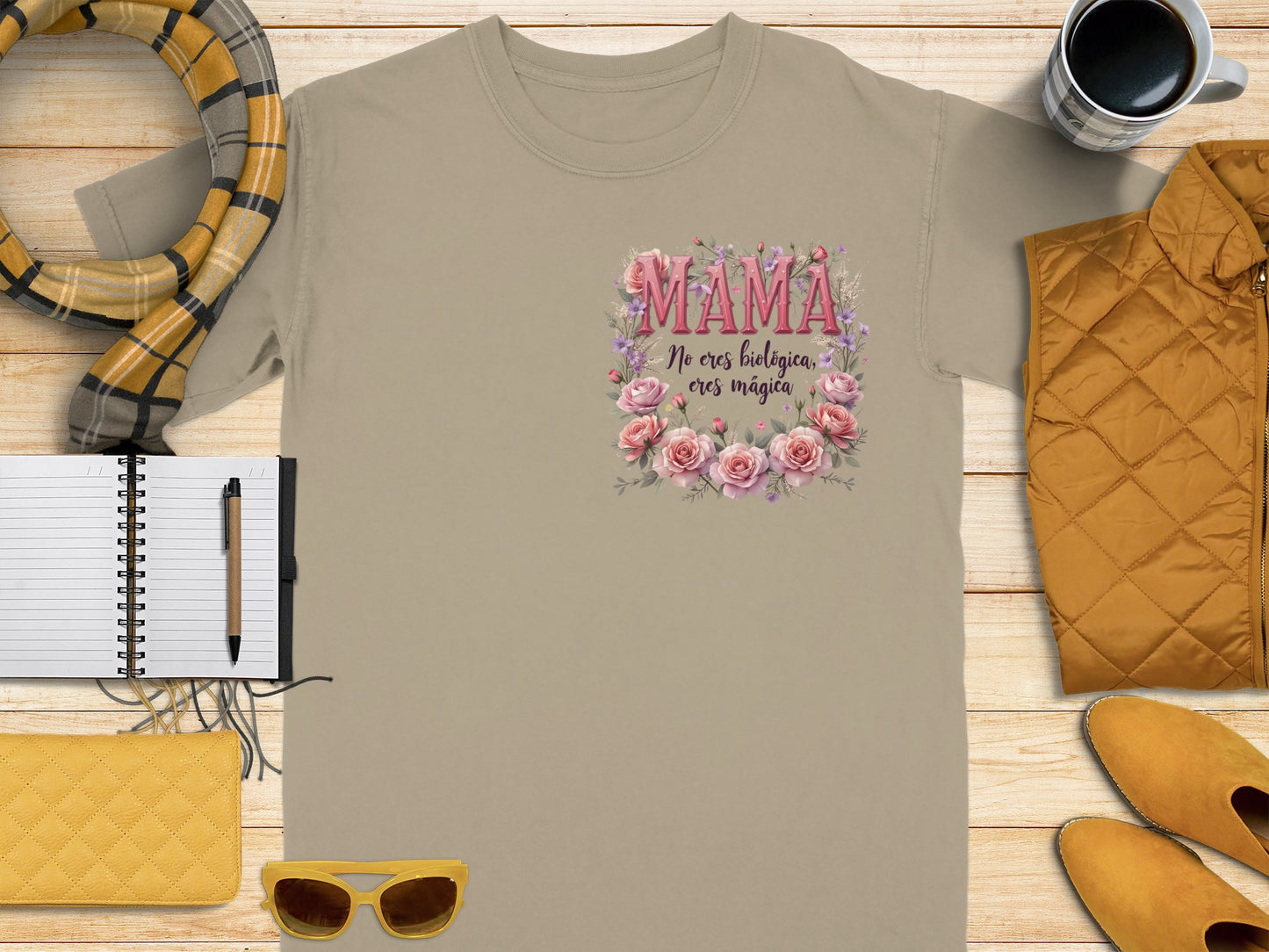 MAMA No eres biológica eres magia T-shirt product