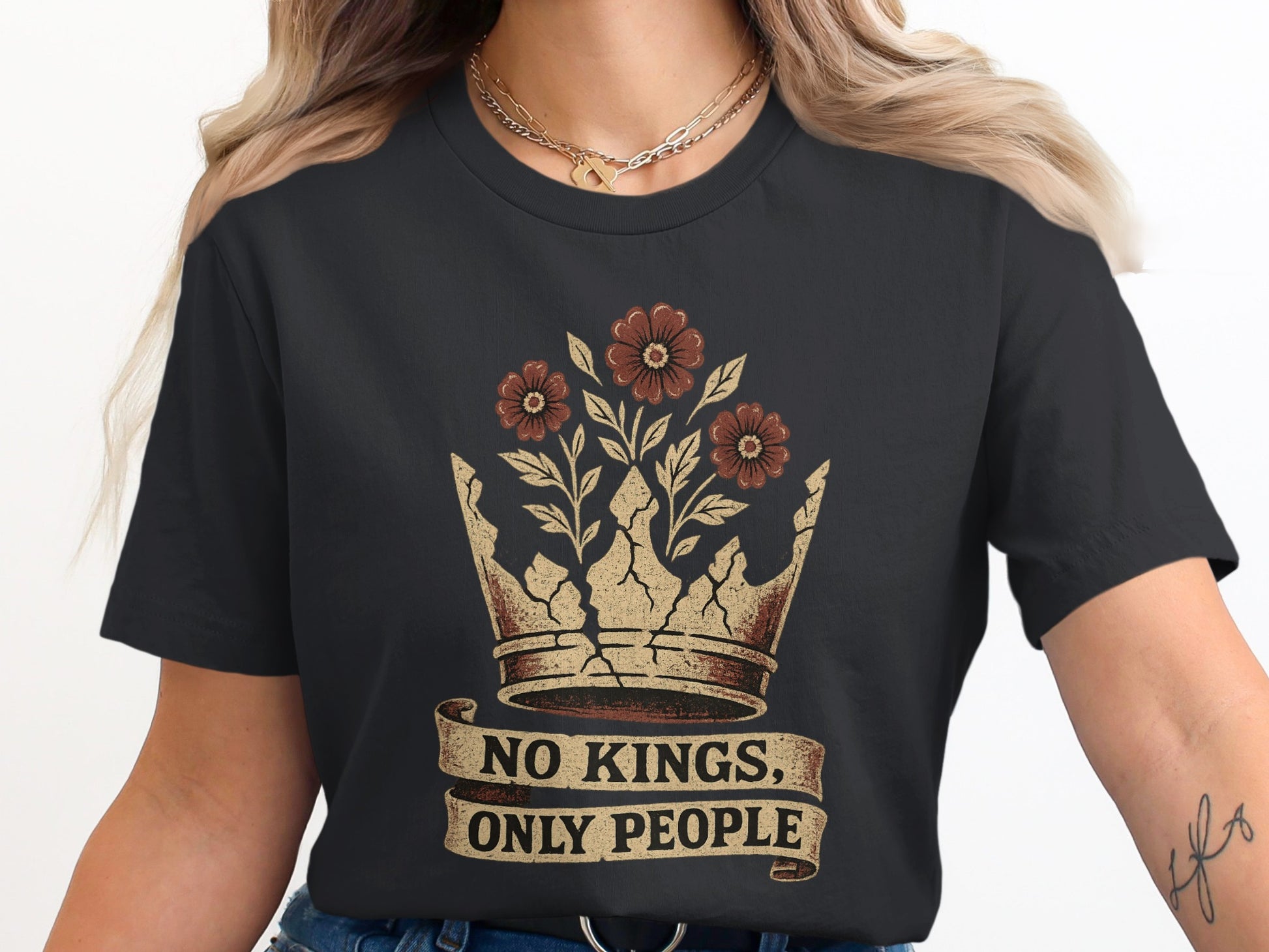 No Kings Only People with Crown and Flowers T-shirt