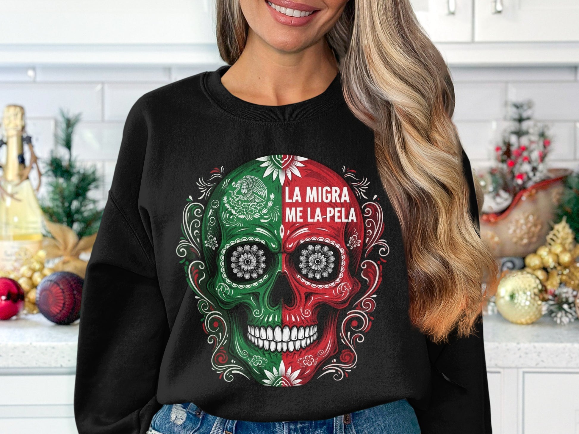 La Migra Me La Pela Skull Print Sweatshirt product