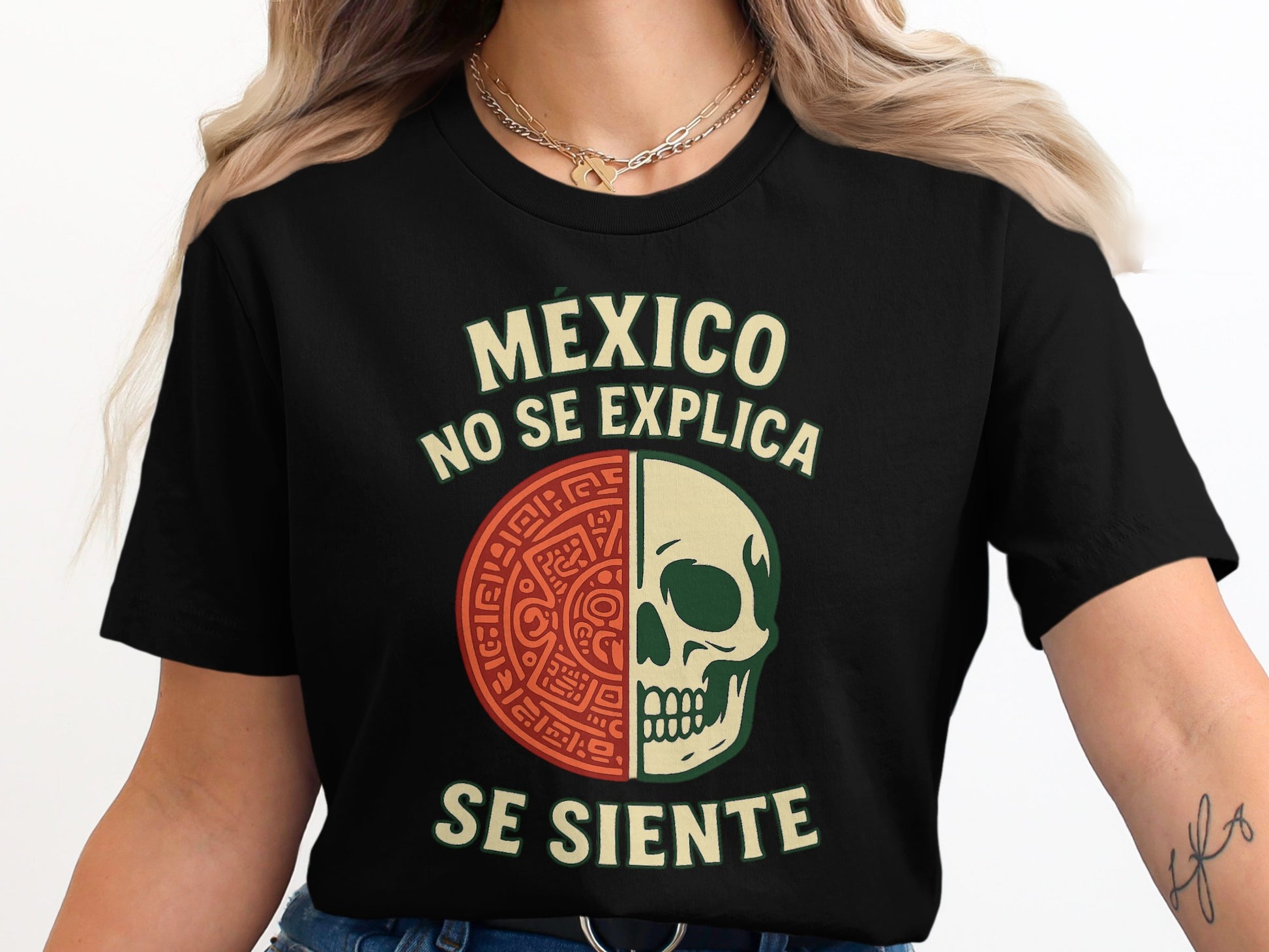 Mexico No Se Explica Se Siente Graphic Tee product