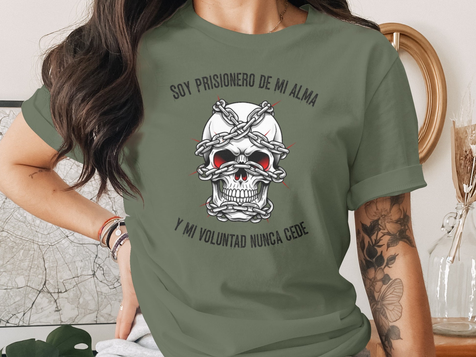 Soy Prisionero De Mi Alma And Skull Graphic T-shirt product