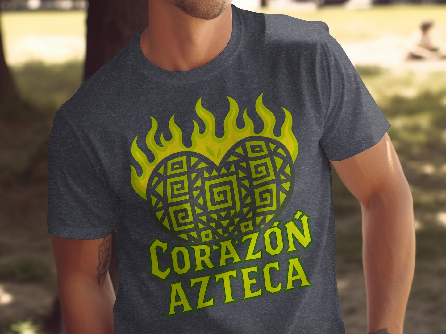 Corazón Azteca Graphic T-Shirt Product type