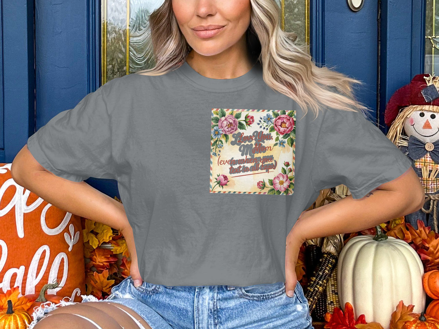 Love You Mom Floral Graphic Gray T-Shirt product