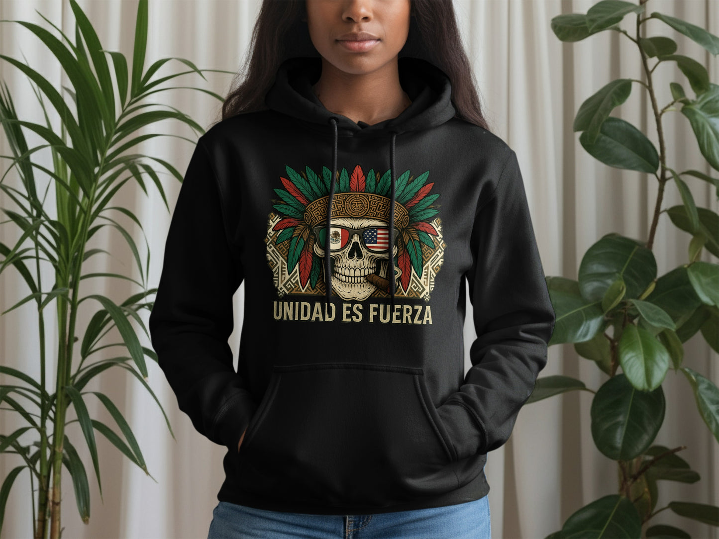 Unidad Es Fuerza Skull Graphic Hoodie