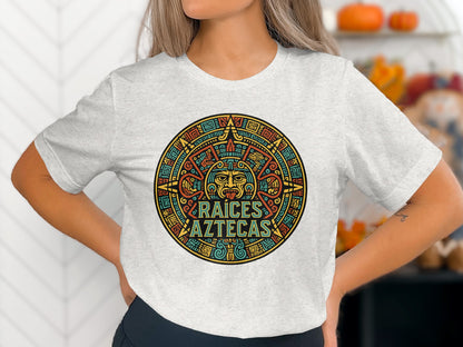 Raíces Aztecas Colorful Graphic T-Shirt product type