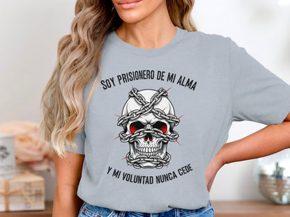 Soy Prisionero De Mi Alma Skull Graphic T-Shirt product
