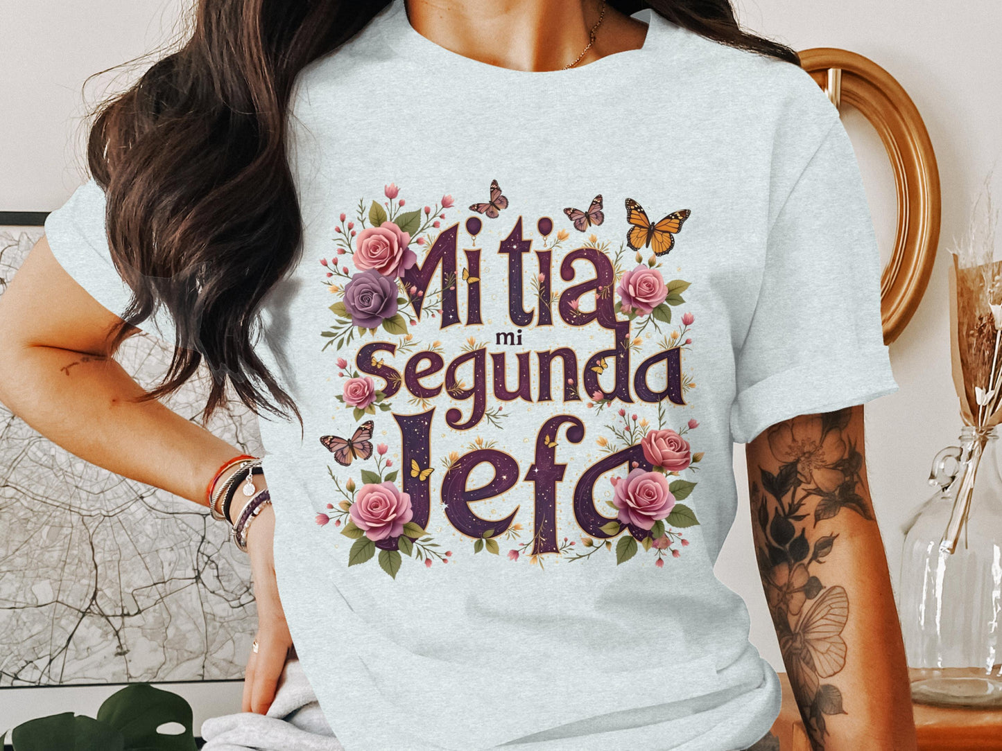 Mi Tía Mi Segunda Jefa Colorful Floral T-Shirt product