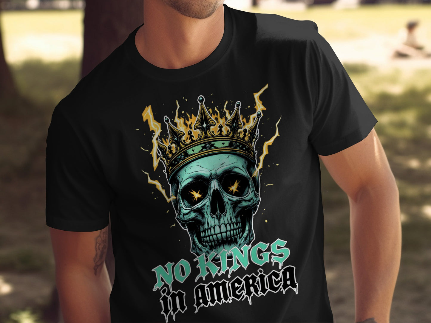 No Kings in America Skull Graphic T-Shirt product type