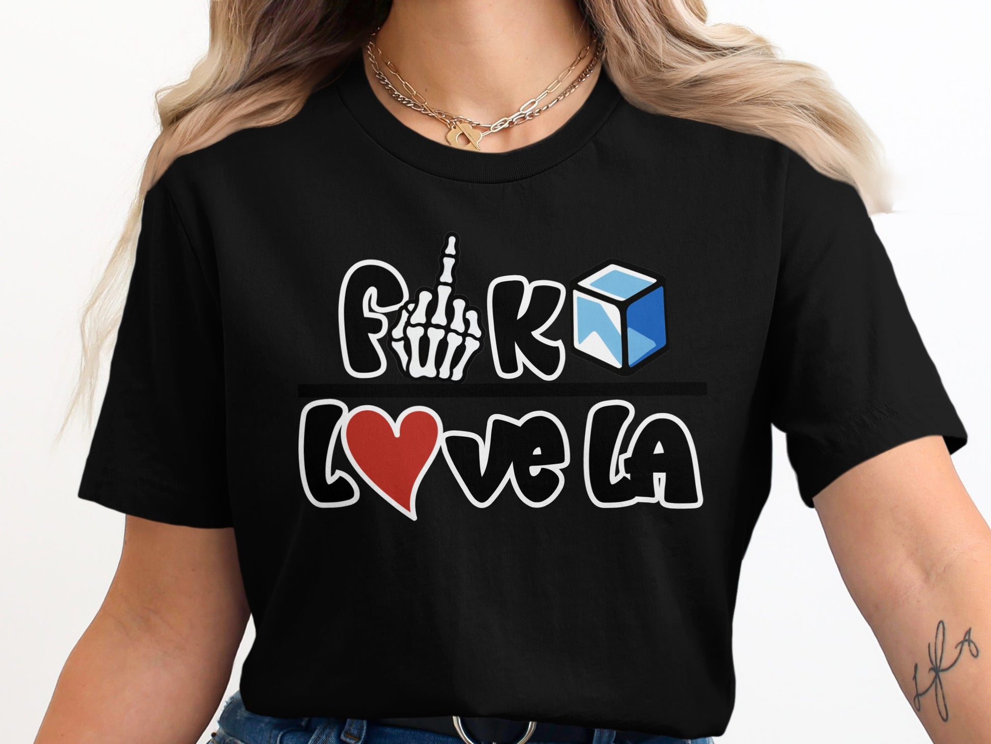 Unique Love LA Graphic Statement T-Shirt product
