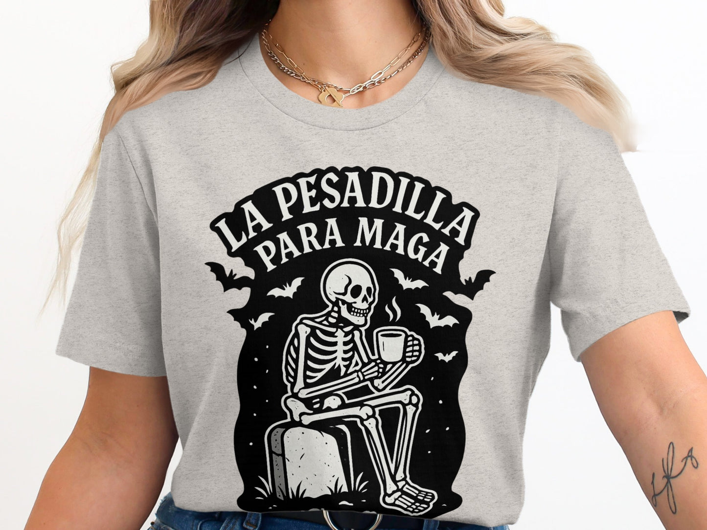 La Pesadilla Para Maga Skeleton Graphic T-Shirt product type
