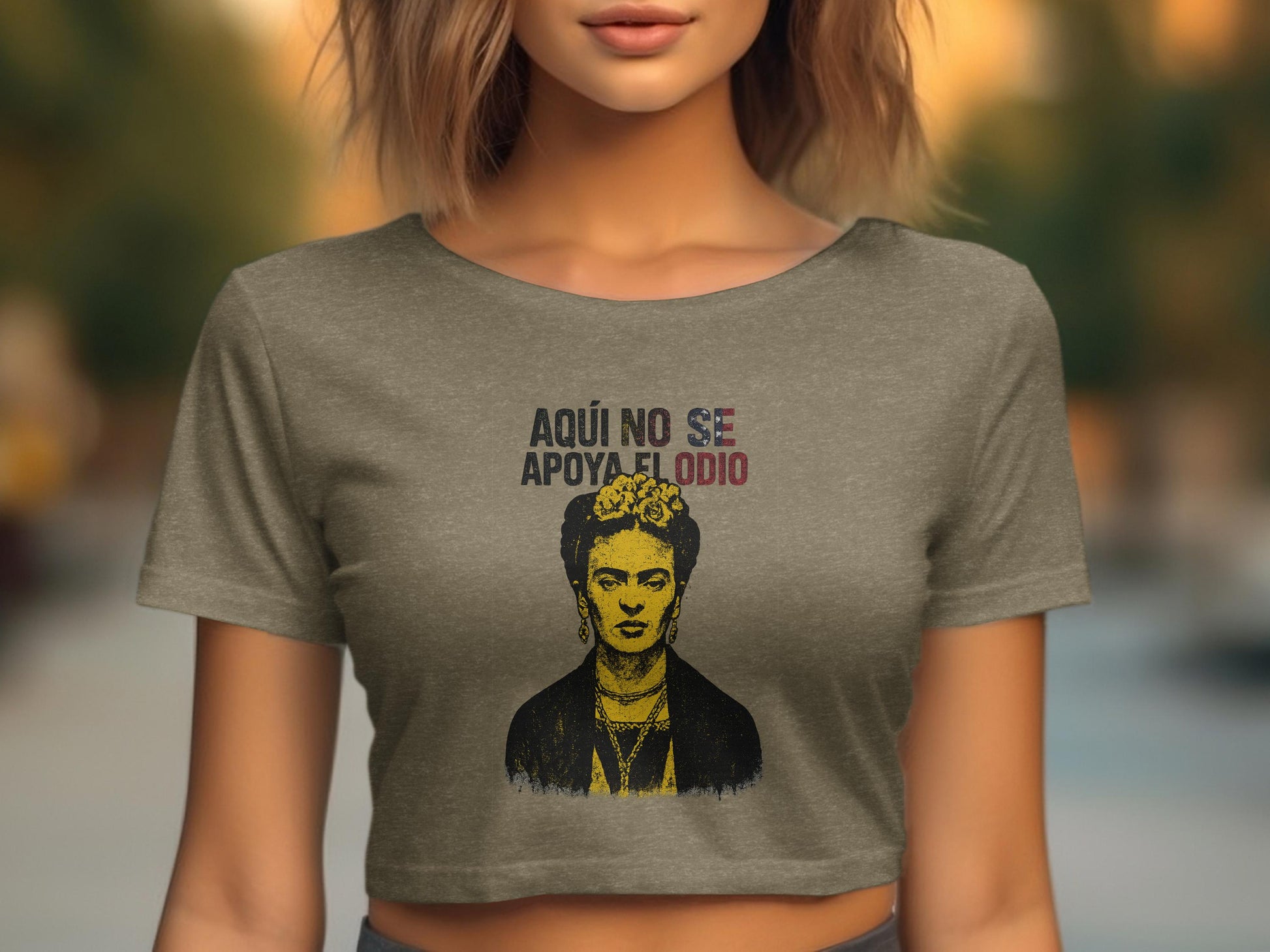 Aquí No Se Apoya El Odio Graphic Crop Top product