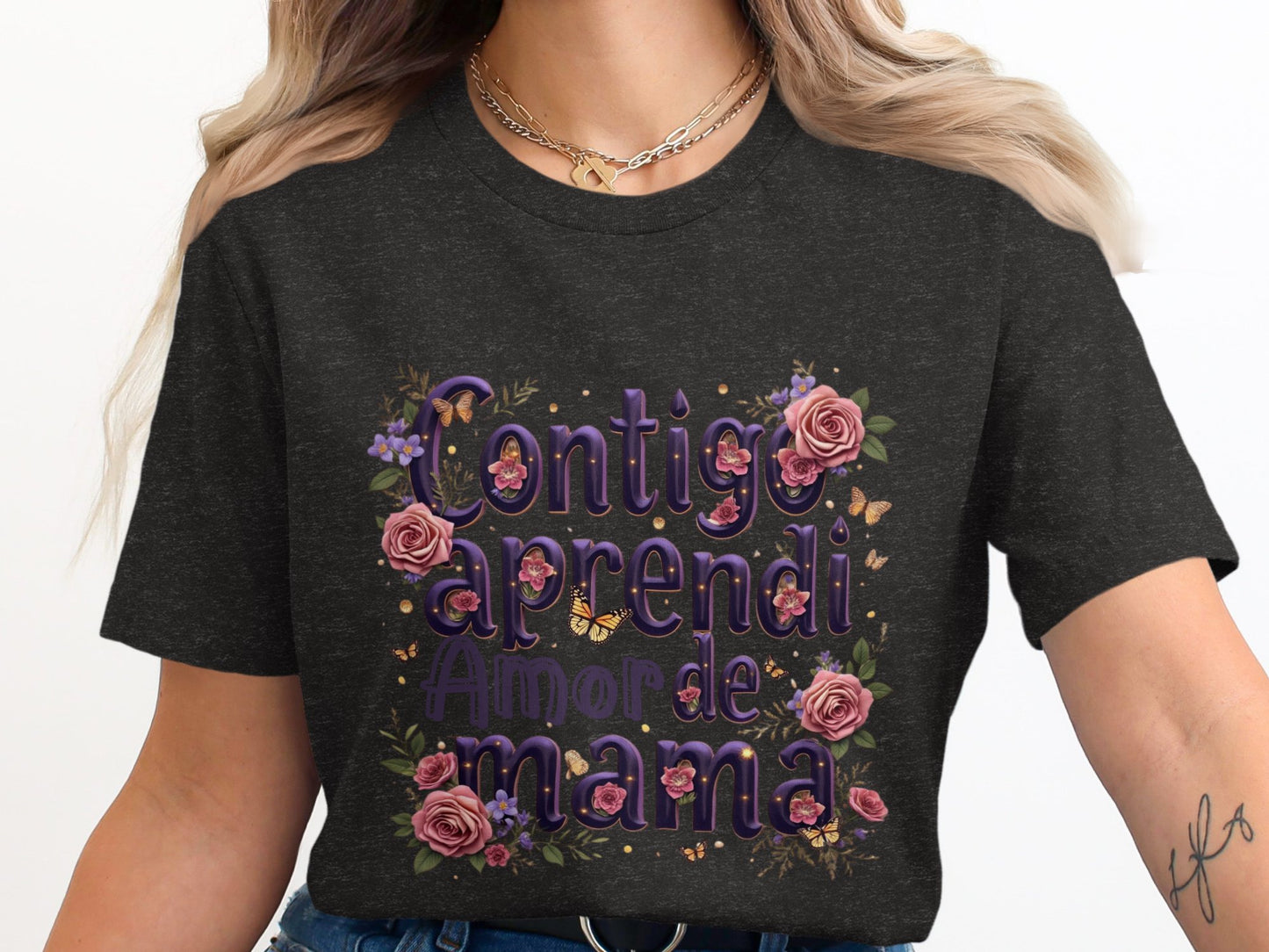 Contigo Aprendí Amor De Mamá Floral Print T-Shirt product