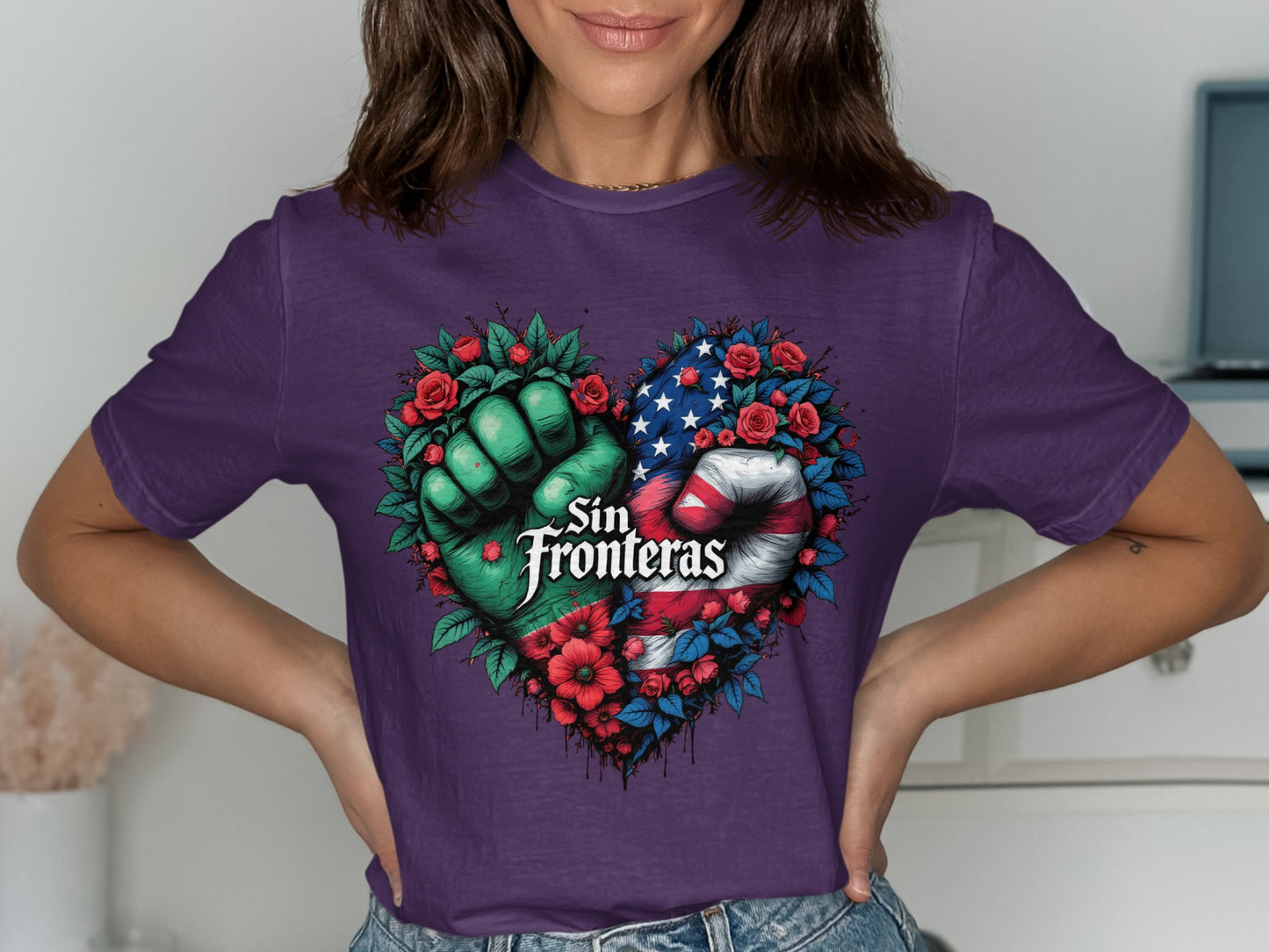 Sin Fronteras Heart Graphic T-Shirt product