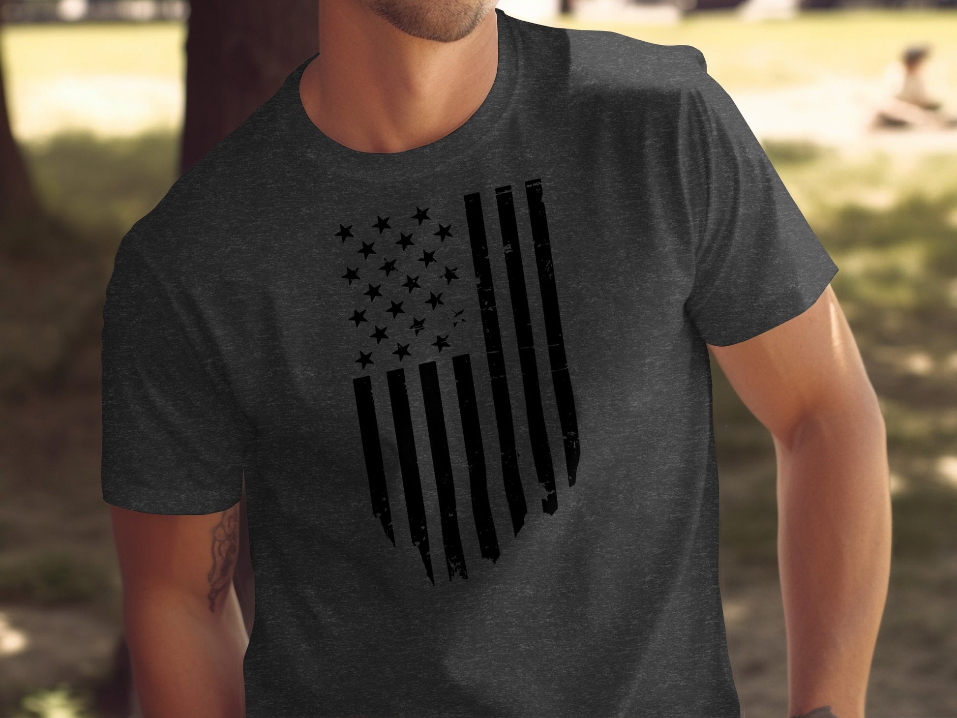 Vintage Distressed USA Flag Graphic T-shirt product